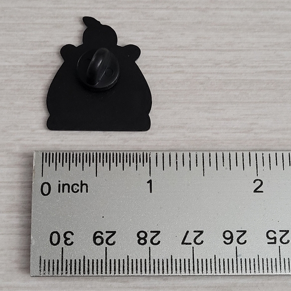 Capybara Of Contentment Enamel Pin - Picture 8 of 10